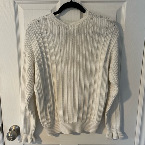100% Cotton White Knit Sweater from United Colors of Benetton Size Medium - Picture 5 of 10